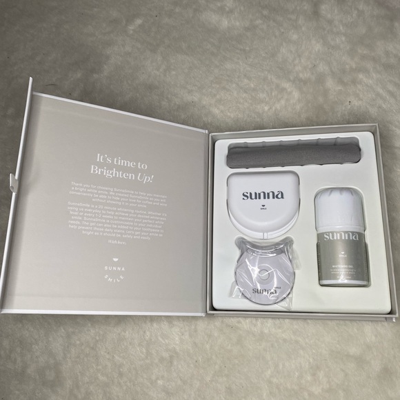 SunnaSmile advanced home whitening kit - Picture 6 of 6